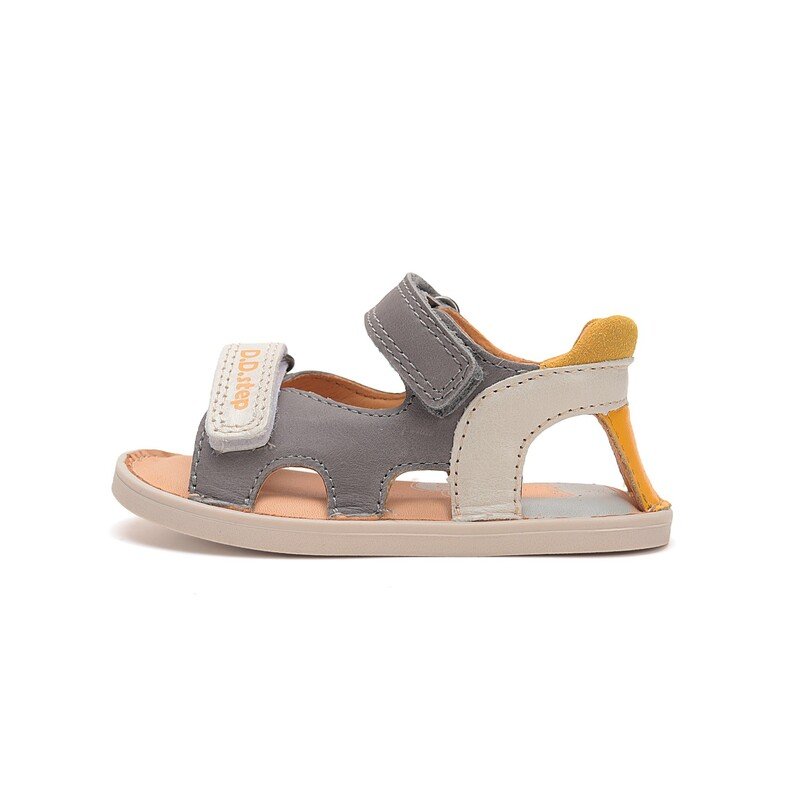 Pilkos barefoot basutės 20-25 d. G076-51334A