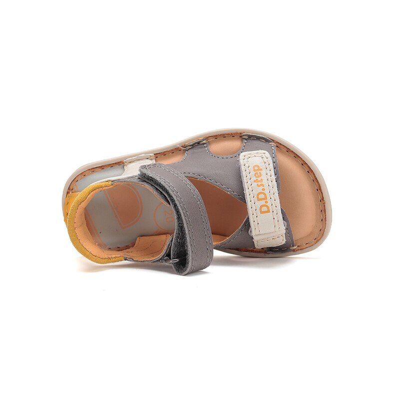 Pilkos barefoot basutės 20-25 d. G076-51334A