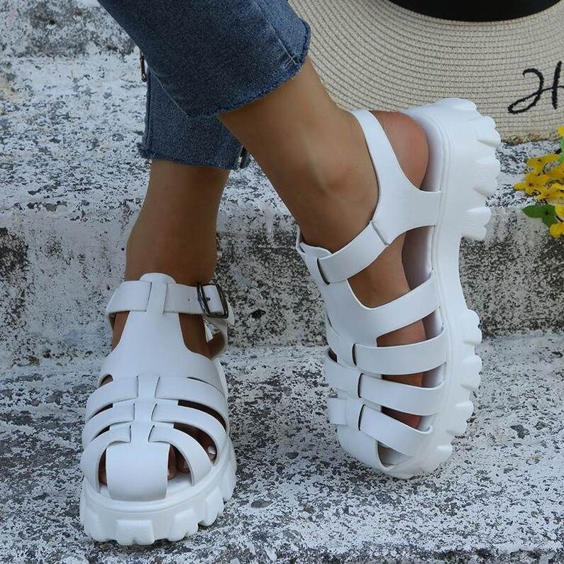 Balti sandalai